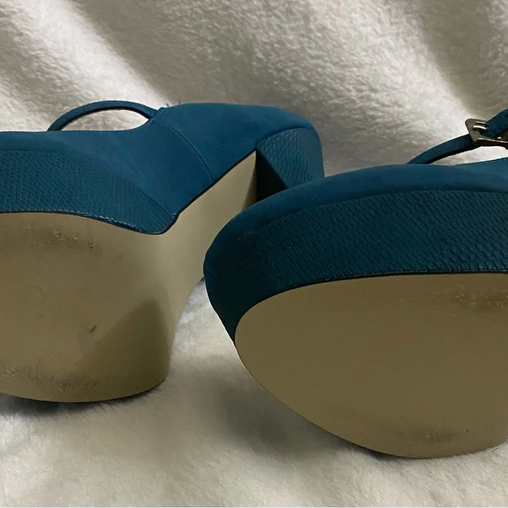 JustFab “Celestial” high heel. - Picture 3 of 3